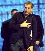 Крис Мартин из Coldplay благодарит своих поклонников